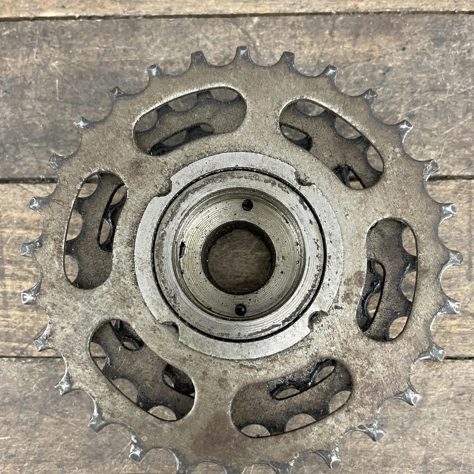 Bicicleta de estrada vintage SunTour Perfect 6 velocidades roda livre 28t 28-13 Maeda Japão - Imagem 4 de 4