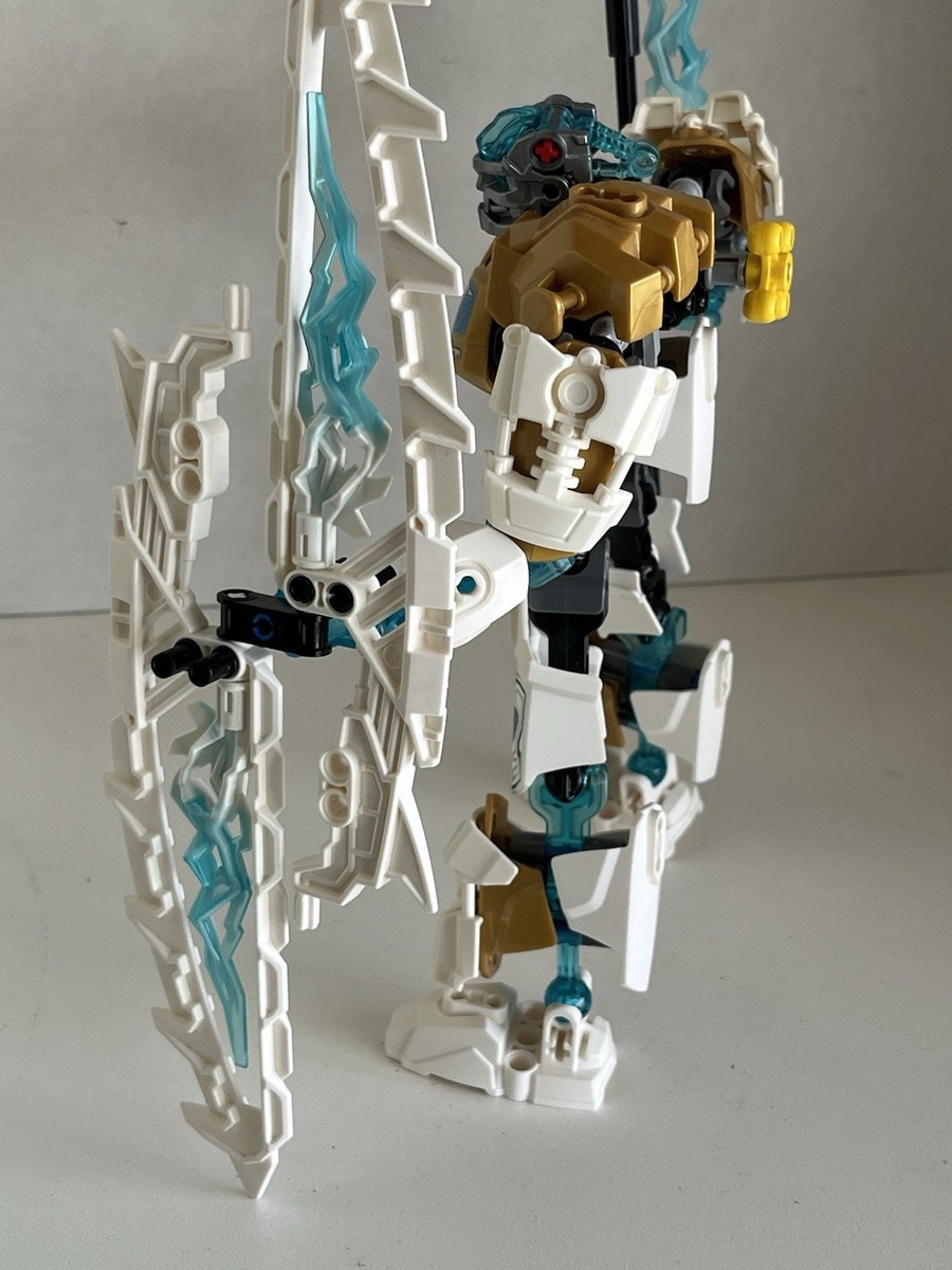 Lego 70788 Bionicle Kopaka Master Of Ice Incomplete Read