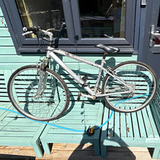 Apollo Cross Impact Mountain Bike 17in Silver V-Brake Derailleur Vintage