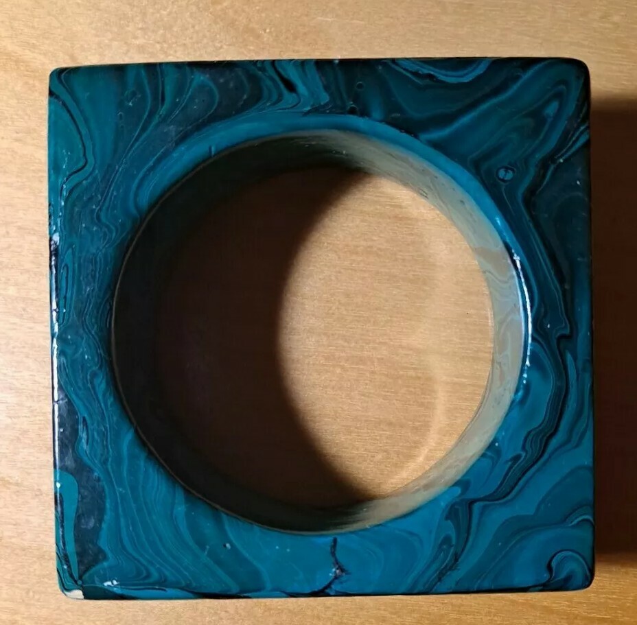 Picture 11 of 12