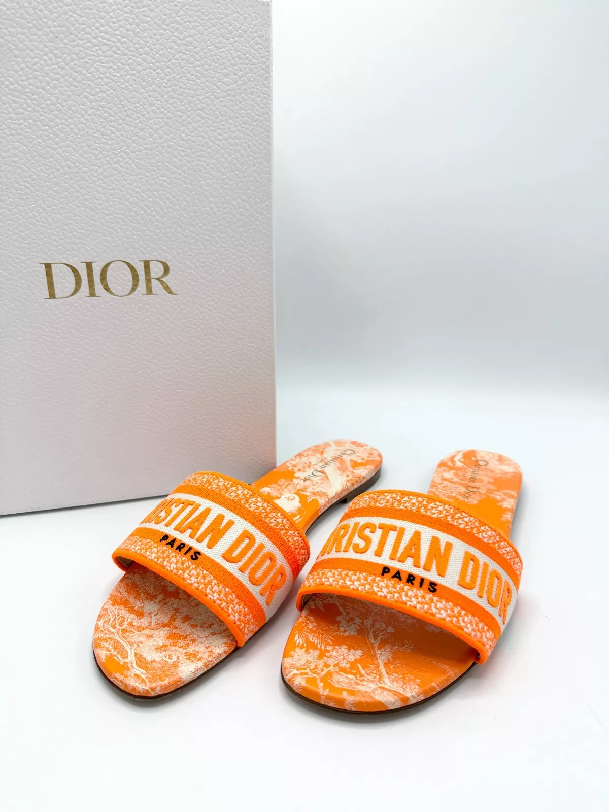 Sandales Christian Dior orange Toile De Jouy taille 40 1/2