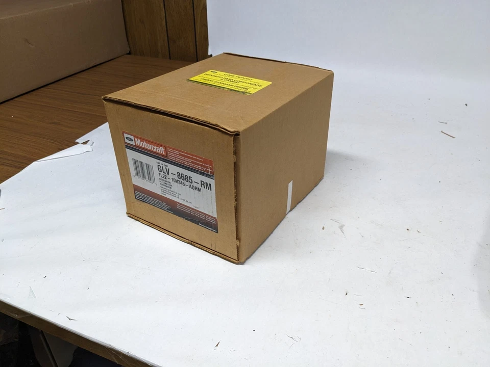 Alternador Motorcraft GLV-8685-RM Reman 01-04 Ford Explorer Mountaineer 4,0 L Foto 2 de 2