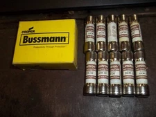 LOT OF 10 NIB BUSSMANN DCM-30 LIMITRON FUSES 30A (BIN100)