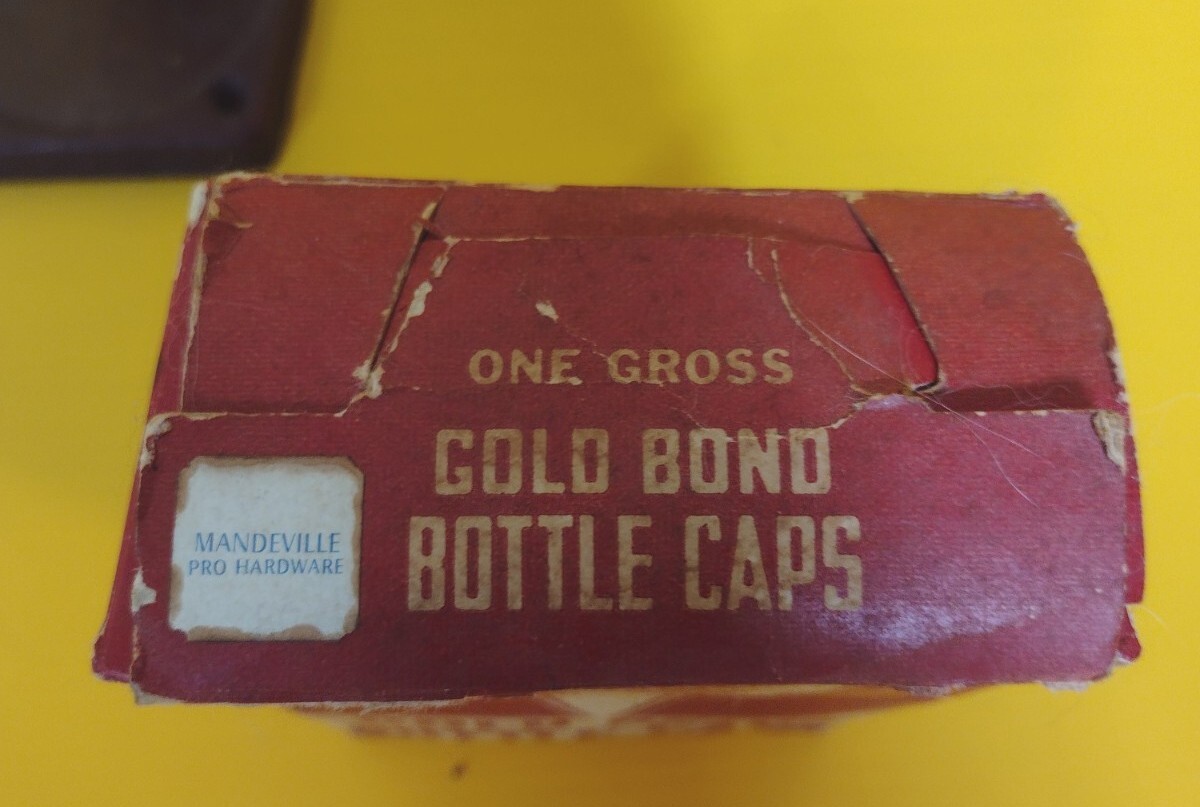 Vintage Bottle Capper Cap Press Bottle Wine Cork installer with box of