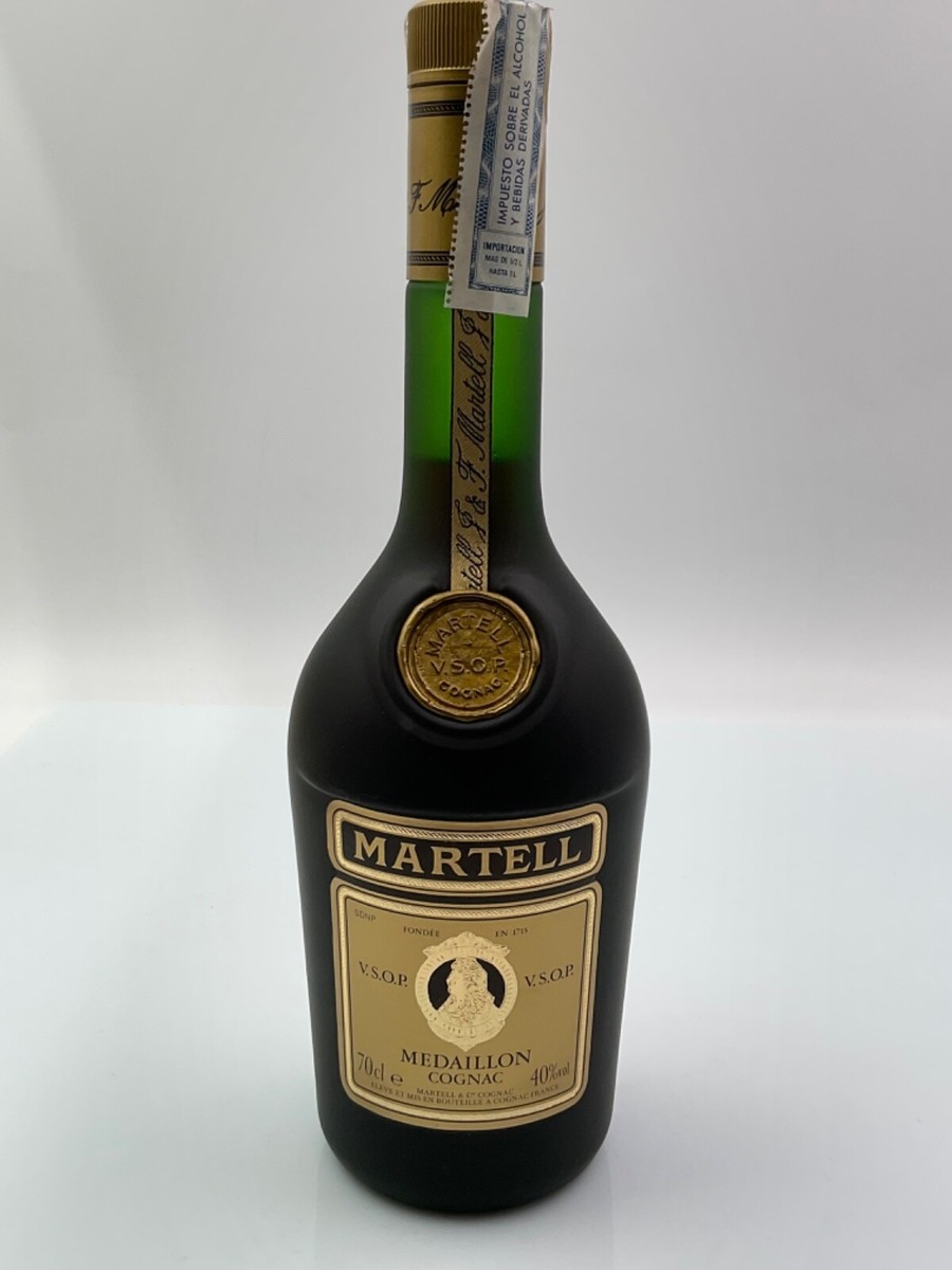 COGNAC J&F MARTELL MEDAILLON V.S.O.P. 40% RARE años 80 EN COGNAC J&F MARTELL MEDAILLON V.S.O.P. 40% RARE años 80 EN