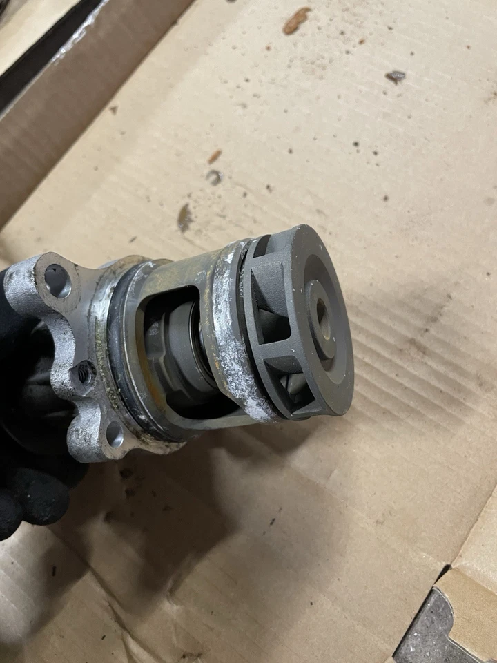 BMW Coolant Water Pump M42 M43 M44 Petrol E30 E36 E46 E34 3 5 SERIES 11510393338 - Image 4 of 4