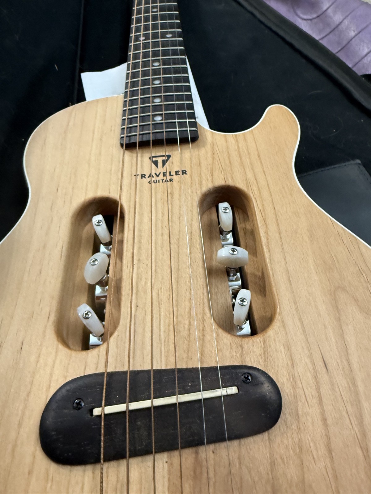 Traveler Guitar Escape Mark III Acoustic-Electric Guitar