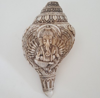 Lord Ganesh With 16 Hands Carved On Conch Shell Trumpet 7 3 Nepal Ebay