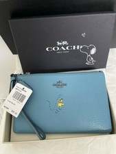 NWT- Coach F16110B x Peanuts Boxed Snoopy Small Wristlet Wallet Clutch