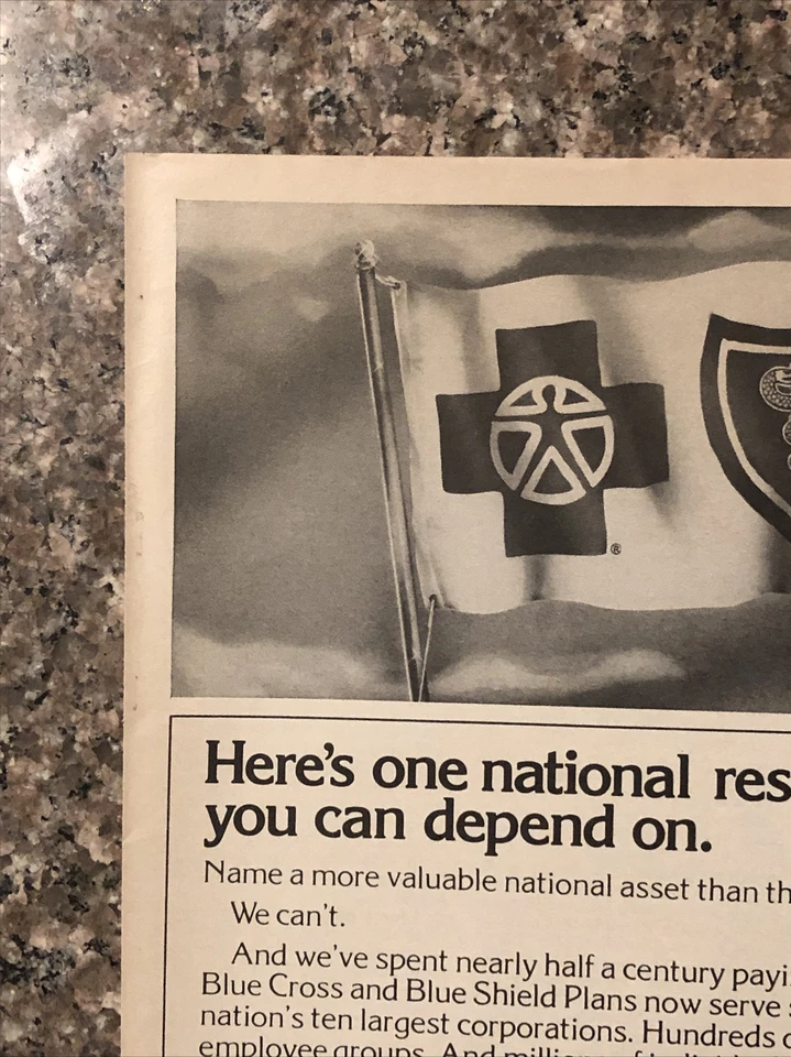 Seguro de salud Blue Cross Shield 1974 anuncio impreso bandera recurso nacional de colección años 70 Foto 2 de 4