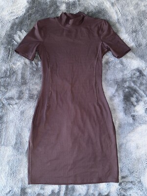 lululemon short sleeve dress Lots of Qs on this dress so Im gonna leave this here , This is the @lululemonausnz Align Short Sleeve Dress. It has built in shorts underneath (thankfully cuz shes SHORT). , Cool thing is, you