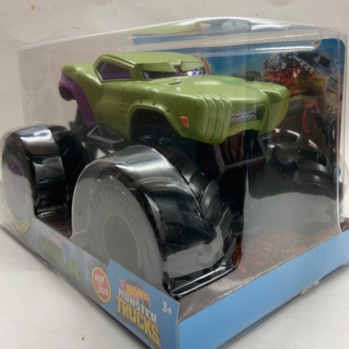 Hot Wheels Monster Trucks Hulk 1/24 Scale Giant Wheels Die-Cast Marvel RARE HTF - Picture 6 of 10