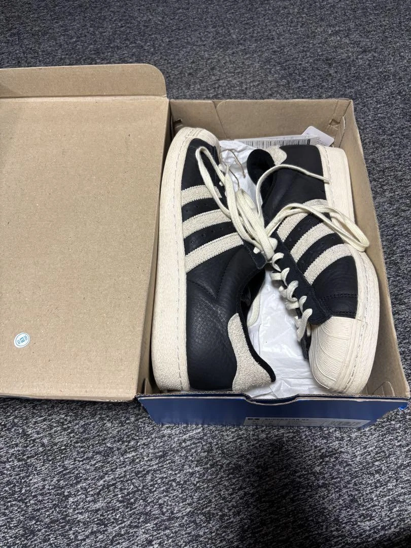 Sneakers Adidas Superstar 82 Uomo Taglia 8.5 US Usate Ottime Condizioni