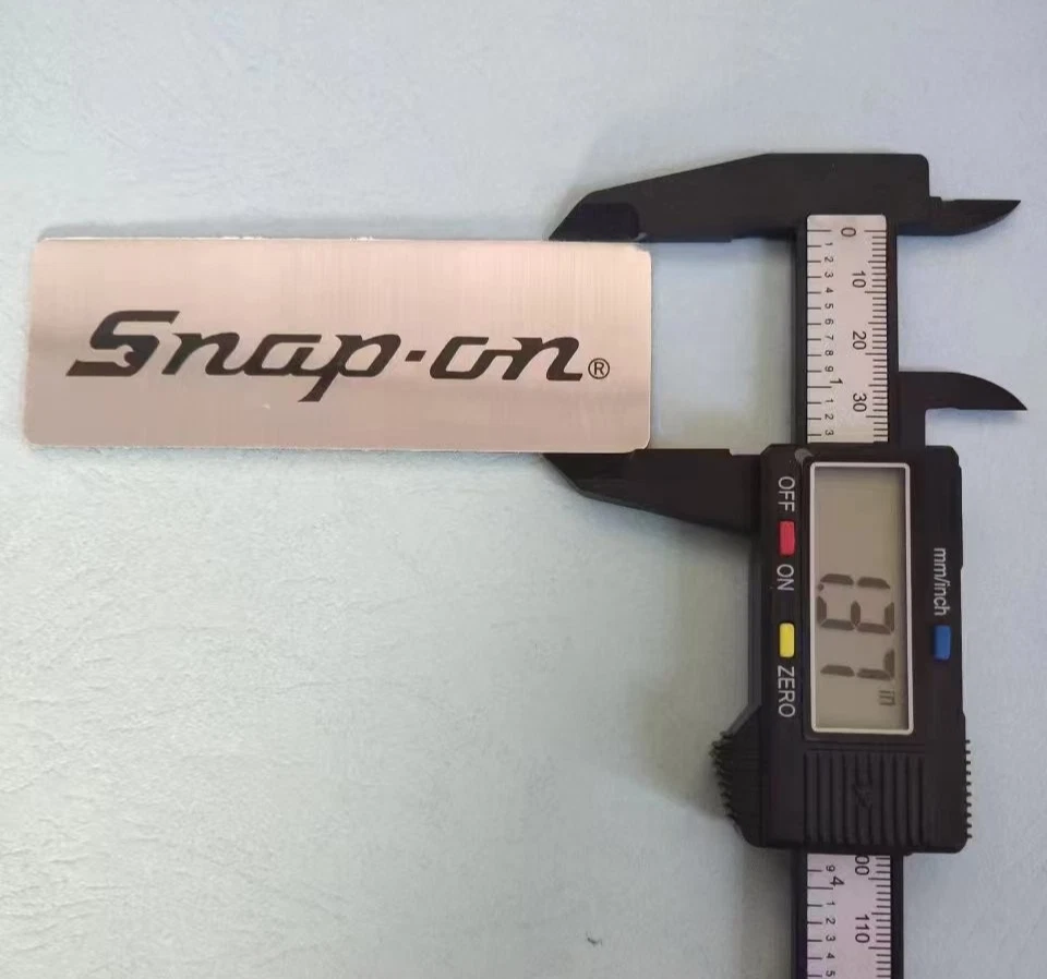 4-дюймовые ЗАЩЕЛКИВАЮЩИЕСЯ наклейки с логотипом ящика инструментов тиски значки алюминиевая эмблема клейкая наклейка - Изображение 4 из 4