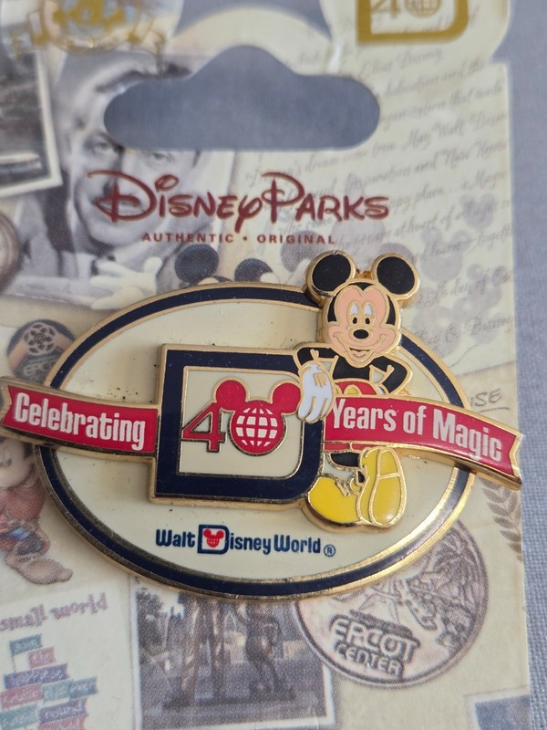 2 Disney Pins - 40 Years of Magic Anniversary with Mickey Mouse & Goofy