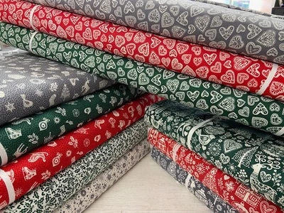 Makower Scandi 25 Christmas Festive Cotton Fabric by 1/4 M* Bauble Star Heart