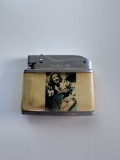 Vintage lata 50. Brothers-Lite Automatyczna zapalniczka Pin-Up Girls Lucite Japonia