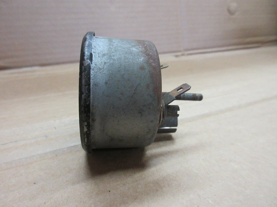 Vintage MG MGB Smiths Round Fuel Gauge L10 - Image 2 of 4