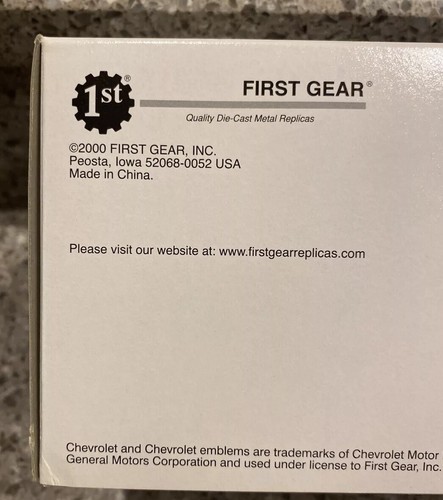 First Gear 1937 Chevrolet Full Stake Truck "First Gear" 1/30 Scale 19-0024 - Picture 4 of 12