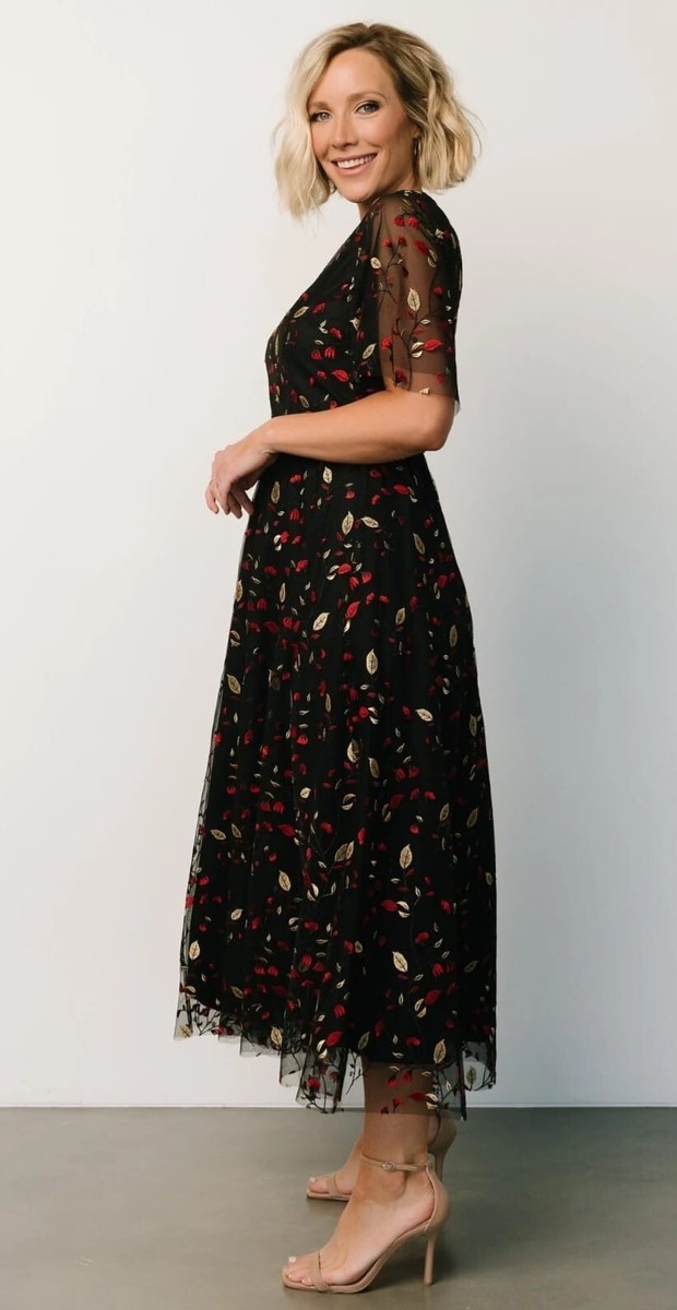 sachin and babi light blue dress Carey Embroidered Linen Dress in White Meadow Embroidery Ivory