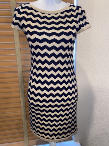 LILLY PULITZER Black Camel Gold Glitter 