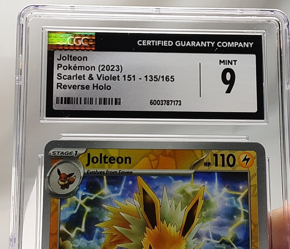 Jolteon #135 Pokédex Entry: Stats, Evolution & Moves Jolteon #135 Pokédex Entry: Stats, Evolution & Moves