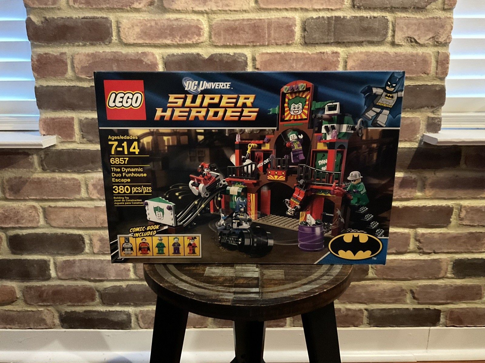 LEGO Super Heroes 6857 Batman The Dynamic Duo Funhouse Escape New Retired