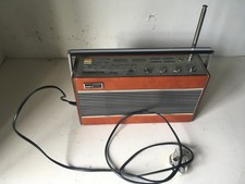 FREE POSTAGE ROBERTS RCS80 AM/FM SYNTHESIZED PRESET RADIO used in working order.