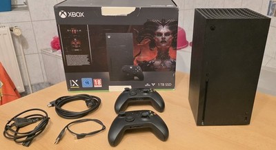 XBOX SERIES X 1 TB MIT 2 x Controler und Akku Pack's / OVP / TOP / Zubehörpaket
