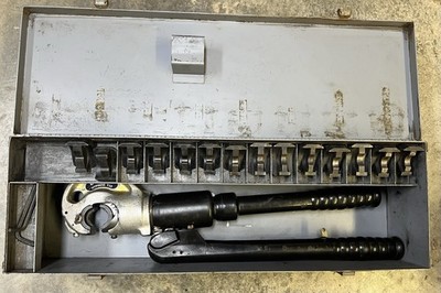 Burndy Y35 Hypress Repair Tool With Dies And Case. Selling As Is, As Pictured