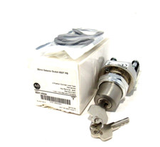 ALLEN BRADLEY 800T-H33A SELECTOR SWITCH 800TH33A NEW SURPLUS