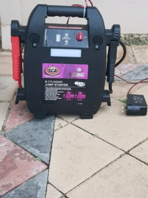 SCA 12V 1900 Amp 8 Cylinder Jump 