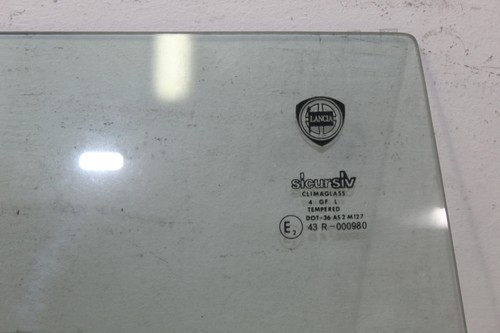 VETRO SCENDENTE PORTA POSTERIORE SINISTRO VERDE PER LANCIA THEMA 82406243 - Imagen 2 de 5
