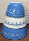 Pyrex Snowflake Blue Garland Mixing Nesting Bowl 401-402-403 Set of 3