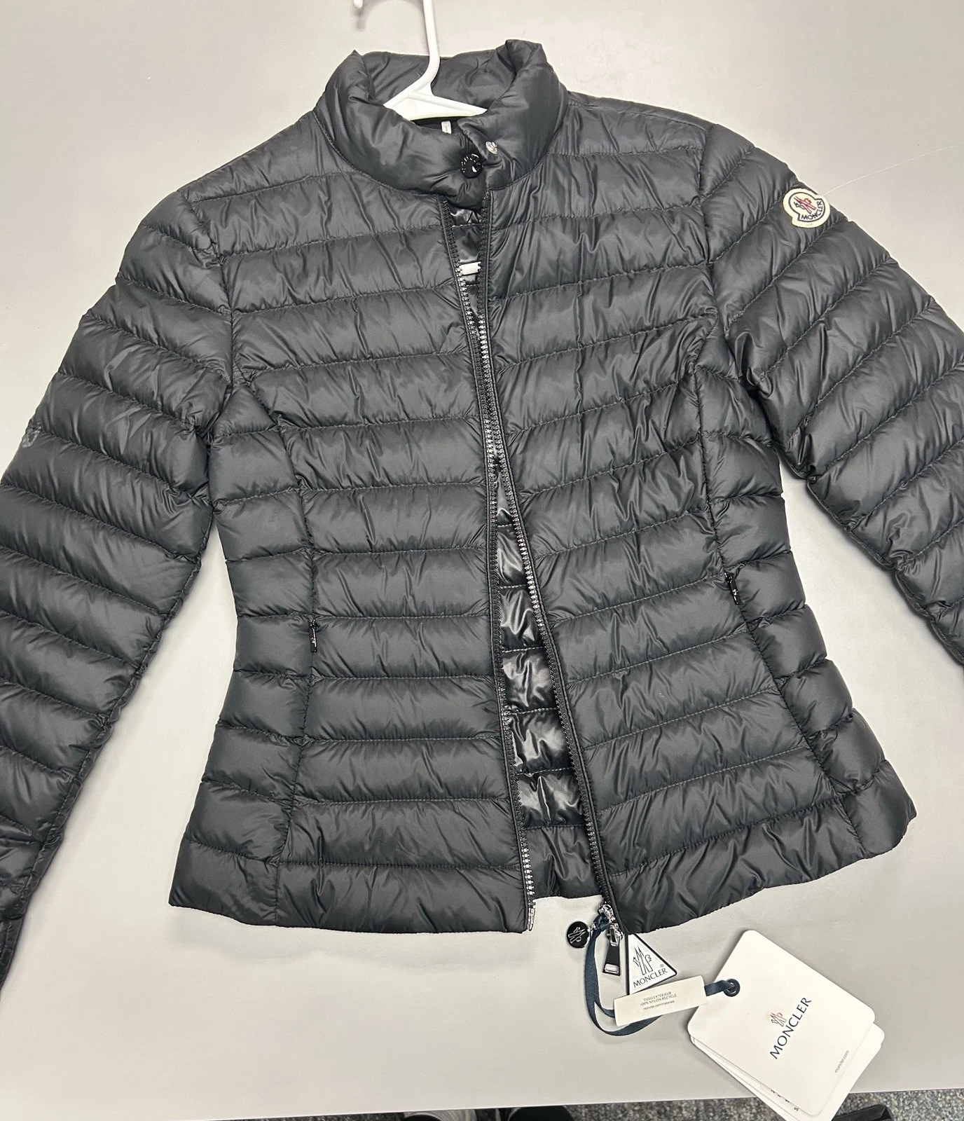 Moncler — Moncler Women's IGELLE Lightweight Puffer Jacket (Black) NWT