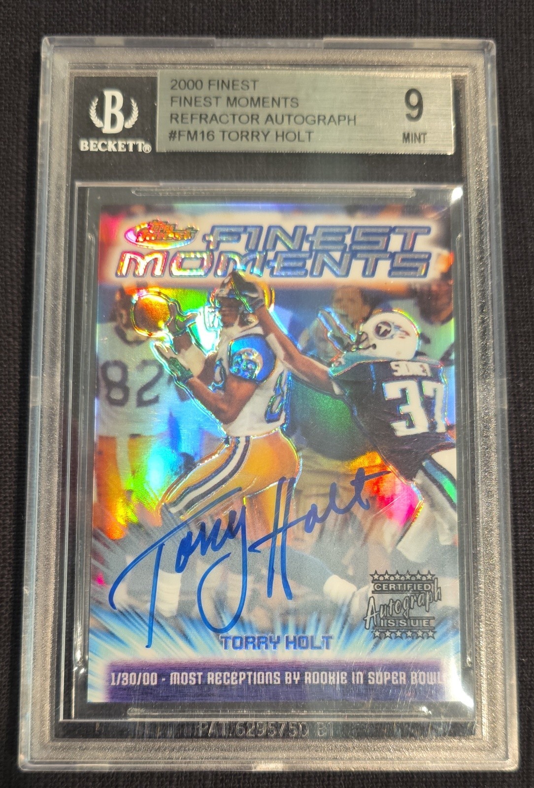 2000 Topps Finest Moments Torry Holt #FM16 Refractor Autographs (AU) BGS 9