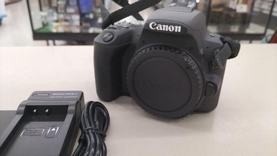 Canon EOS Kiss X9 DSLR Camera Kit 18-55mm IS STM Lens 24.2MP Battery