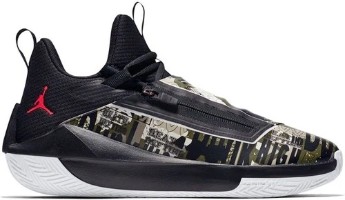 Jordan Hustle Infrared 23