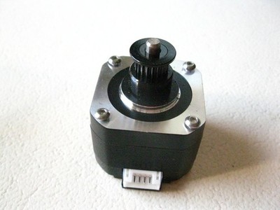 Ersatzteil für 3 D Drucker Elegoo Neptune 3 Pro Motor mit Spindelantrieb. M1