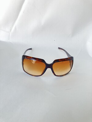 Gucci Sunglasses GG 2562/S V9M Italy
60 15 115. Vintage. Brown with dustbag Vintage Gucci GG 2562/S Oversized Square Tortoise Brown  main image 4