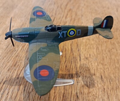 Corgi Diecast Supermarine Spitfire. DXT 