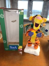 Telco Disney 1996 Motion-ette POOH Tigger Animated Christmas  Figure 15”