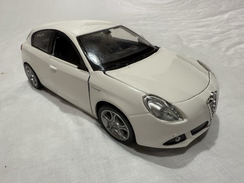 Alfa Romeno Giulietta Burago 1:24 No Polistil Mebetoys - Foto 11 di 17