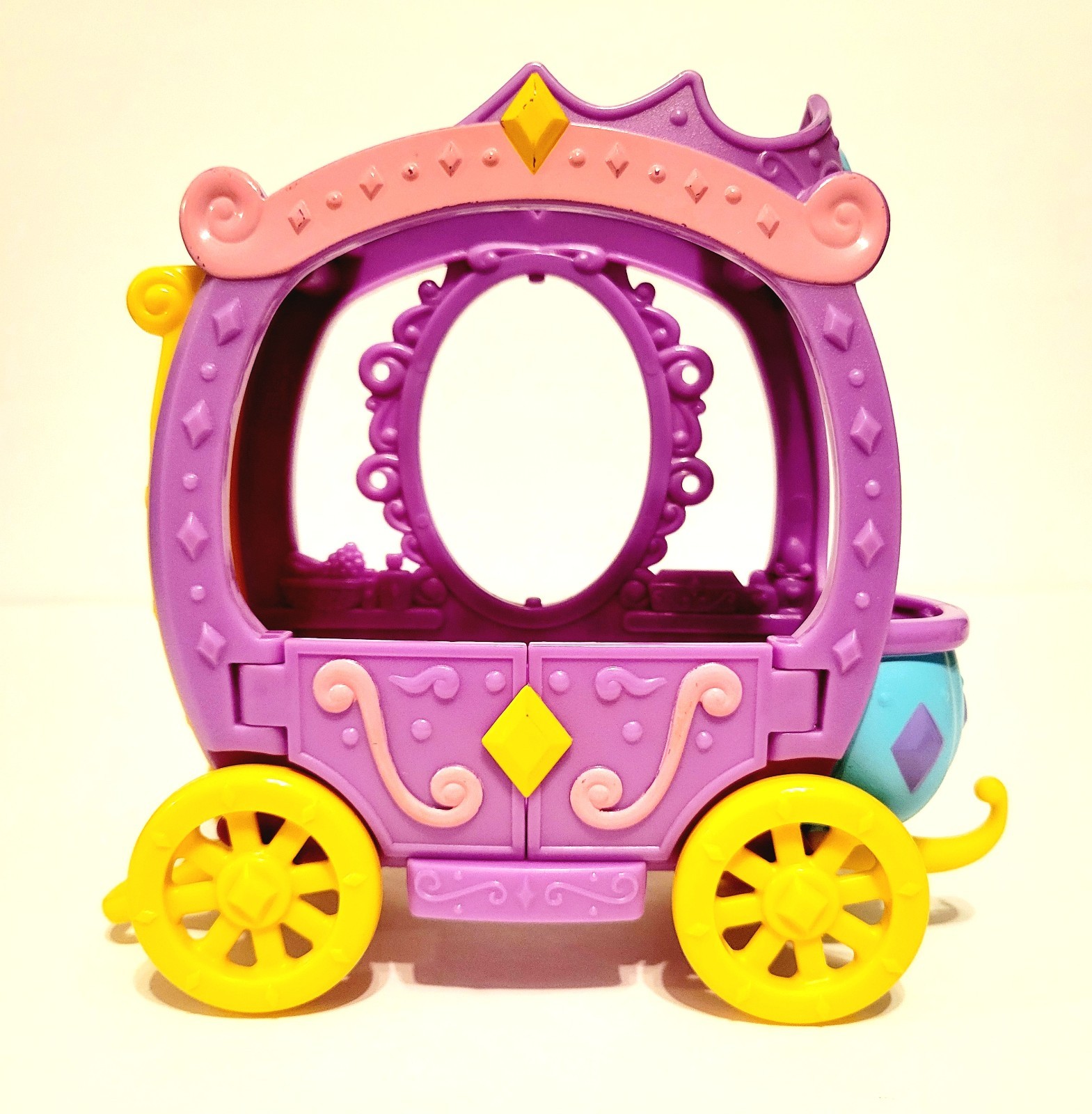 My Little Pony G4 Rarity Unicorn Fluttershy Pony Royal Gem Carriage 2010 MLP