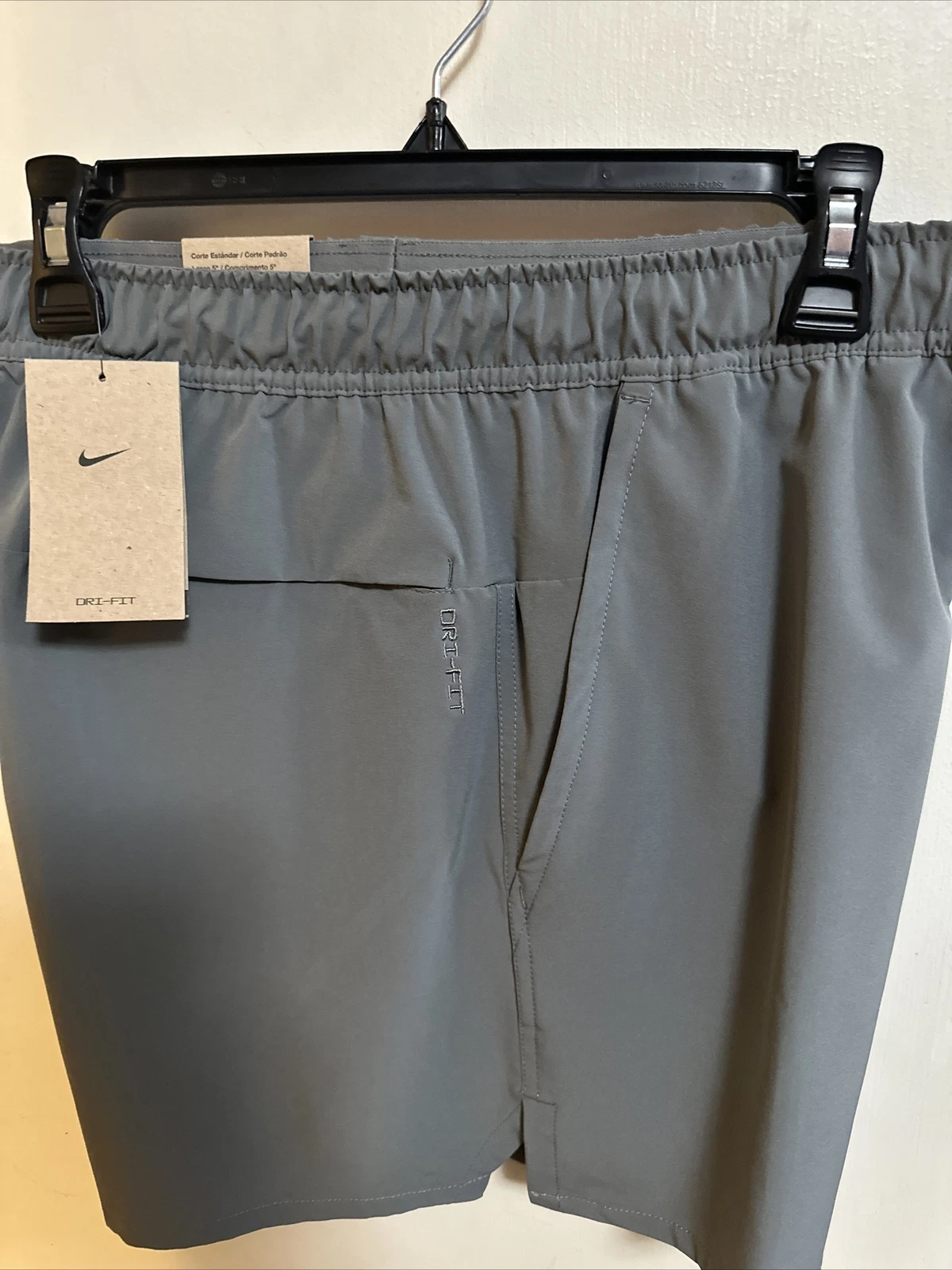 NWT-2026-Men's Nike Dri-Fit UNLIMITED VERSATILE DV9336 Shorts 5in- Gray Medium
