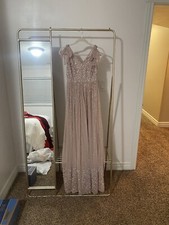 Boho occasion: Long light pink dress