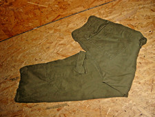 highwaist Jeans v. BERSHKA Gr.40 dunkelgrün straight Multi Cargo