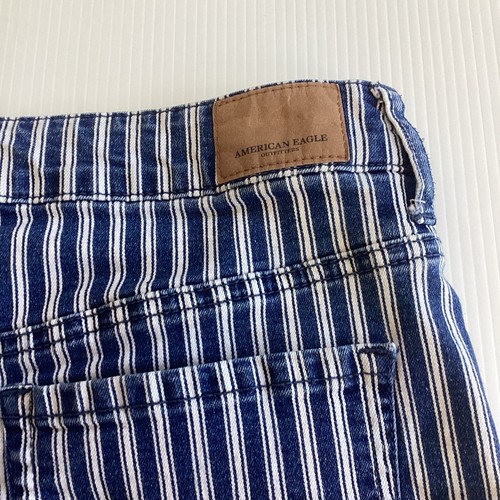 American Eagle Size 8 Hi-Rise Shortie Shorts Next Level Stretch Blue Striped - Picture 9 of 10