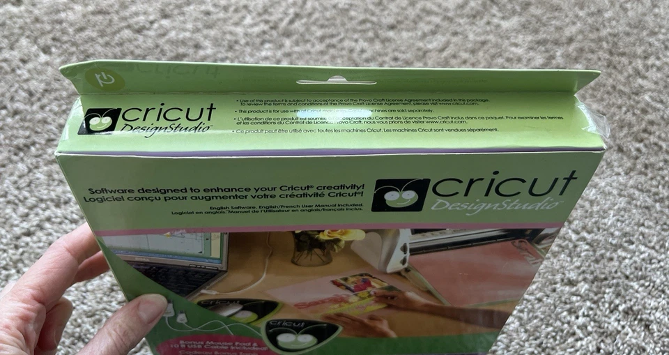 Cricut Design Studio Software Kit NEW BOX OPENED Scrapbooking CD Cable Manual - Image 2 of 4
