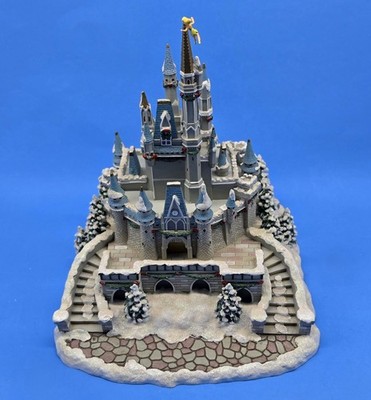 WDCC Disney Village Light-Up Cinderella Castle w/Tinkerbell - Read Description
